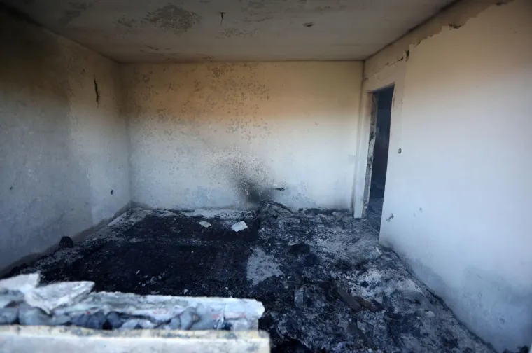 Pogledajte &scaron;to je požar kod &Scaron;ibenika napravio u naseljenim mjestima: Stanovnici pokupili tek osnovno i dali se u bijeg