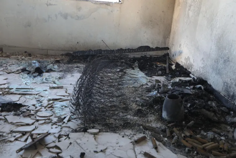 Pogledajte stra&scaron;ne posljedice požara u Raslini: Ljudi u suzama gledaju svoje izgorjele kuće, automobile...