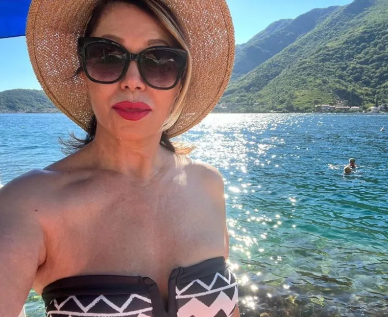 Neda Ukraden u badiću opravdala titulu 'najseksi bake Balkana': Ljudi moji, je li moguće da ovako izgleda u 72.?