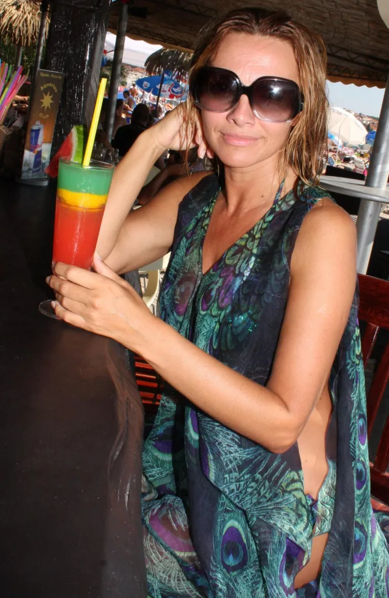 Vlatka Pokos i danas uveseljava u bikiniju, ali ranije je voljela skinuti gornji dio: Kakav je to toples bio!