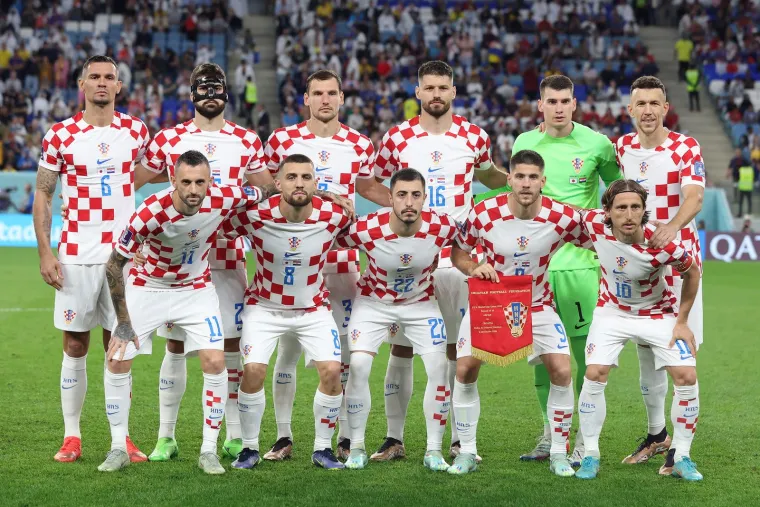 Hrvatska (75 posto uspješnosti) - Dugo je u hrvatskom kolektivnom sjećanju trajala trauma koju nam je prouzročilo šokantno ispadanje od Turaka 2008. godine no sve je izliječeno u Rusiji s dva prolaska protiv Rusa i Danaca. Nakon još jednog dramatičnog raspucavanja protiv Japana ukupan omjer Vatrenih je 3:1.