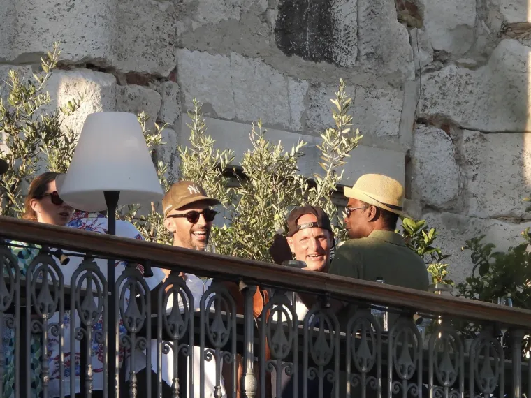Pogledajte kako Chris Rock, Lake Bell, Woody Harrelson, Sacha Baron Cohen i ostala ekipa uživa u 'najluđem gradu na svitu'