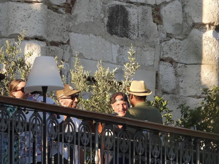 Pogledajte kako Chris Rock, Lake Bell, Woody Harrelson, Sacha Baron Cohen i ostala ekipa uživa u 'najluđem gradu na svitu'