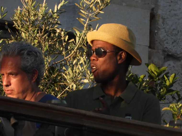 Pogledajte kako Chris Rock, Lake Bell, Woody Harrelson, Sacha Baron Cohen i ostala ekipa uživa u 'najluđem gradu na svitu'