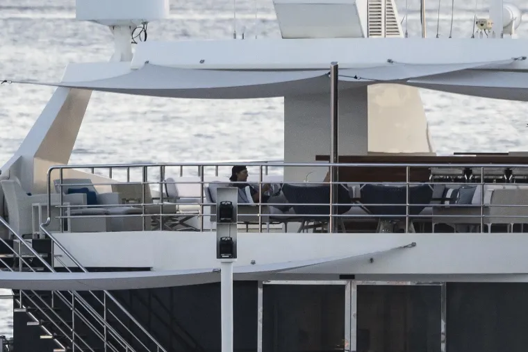 Svjetska elita obožava Hrvatsku: Holivudska zvijezda A kategorije na spektakularnoj jahti otkriva čari na&scaron;e obale