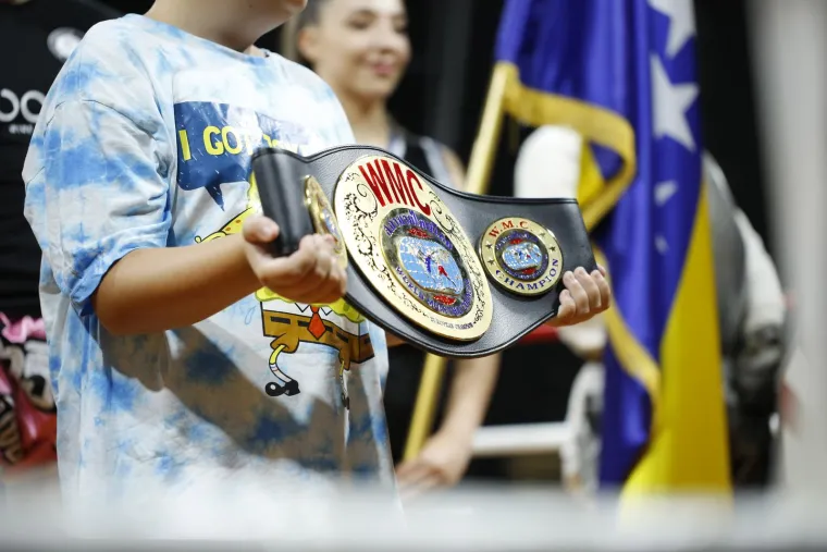 Osječanin Ivan Horvat novi je prvak Europe u tajlandskom boksu! Iznenadit će vas tko se pojavio na meču