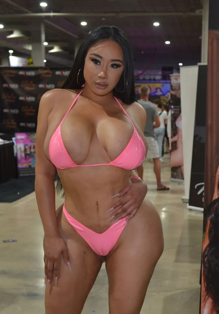 Jennifer Exxotic