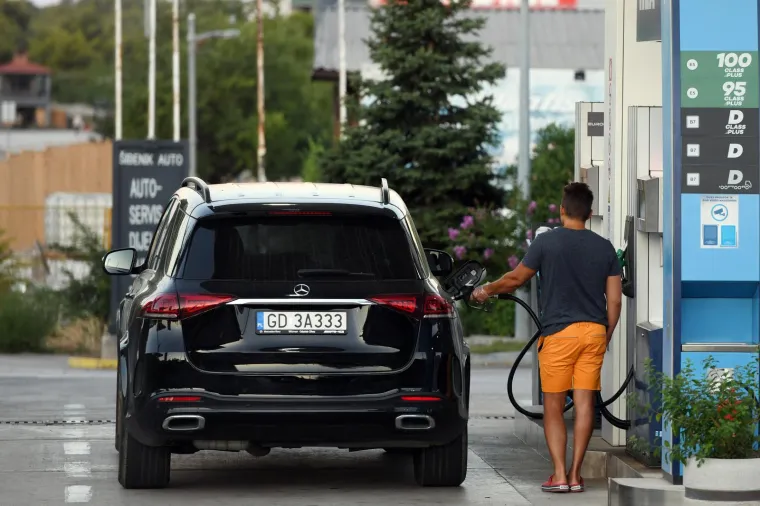 Novost je i da će te cijene vrijediti i na benzinskim crpkama na autocestama.