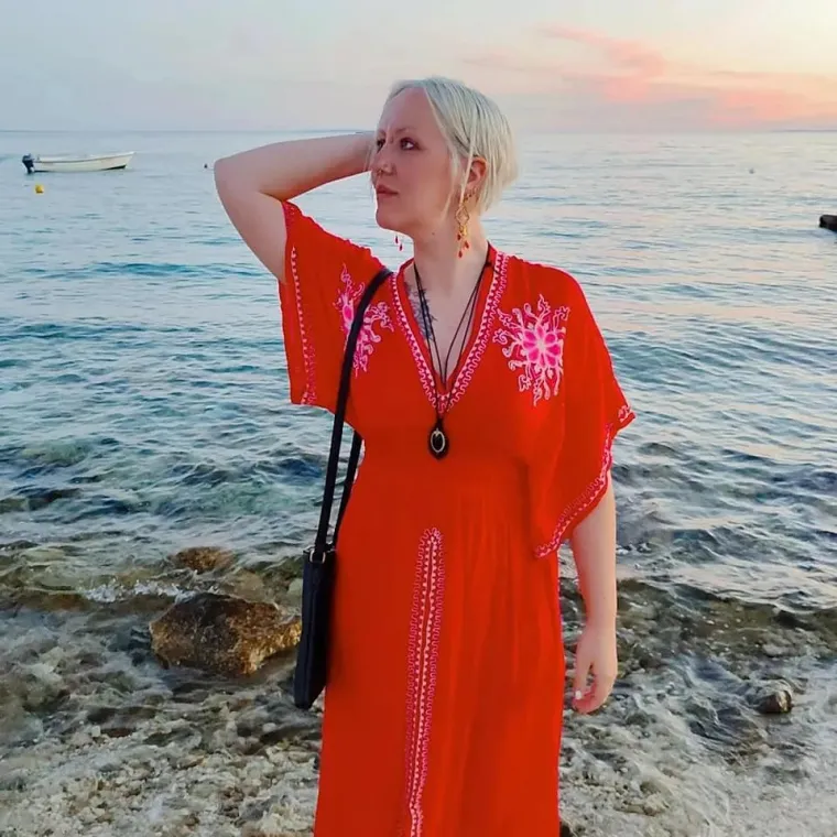 Podsjetimo, Nina je široj javnosti postala poznata po natjecanju u pjevačkom showu &quot;The Voice&quot;, u kojem je i pobijedila. Iduće godine predstavila je Hrvatsku na Eurosongu s pjesmom &quot;Lighthouse&quot;, koja nije ostvarila očaravajući plasman.