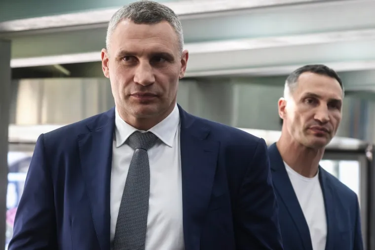 Dr Željezna šaka vladao je svjetskim boksom, a sad na 51. rođendan vodi najtežu bitku: Transformacija Vitalija Klička