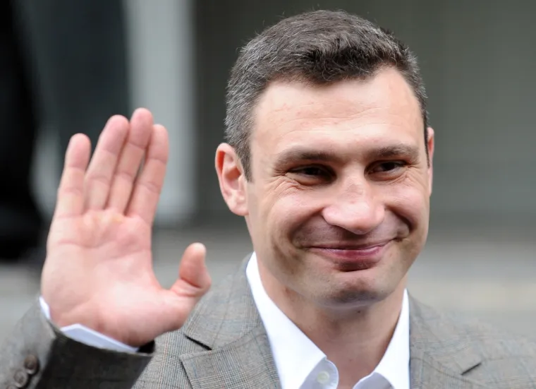 Dr Željezna &scaron;aka vladao je svjetskim boksom, a sad na 51. rođendan vodi najtežu bitku: Transformacija Vitalija Klička