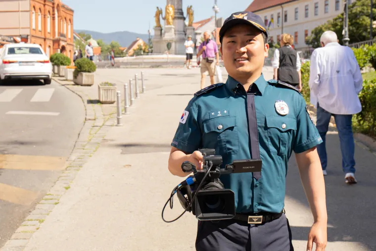 Pogledajte kako izgleda dan s korejskim policajcima u Zagrebu: Vole trenirati te popiti hrvatsko vino i pivo