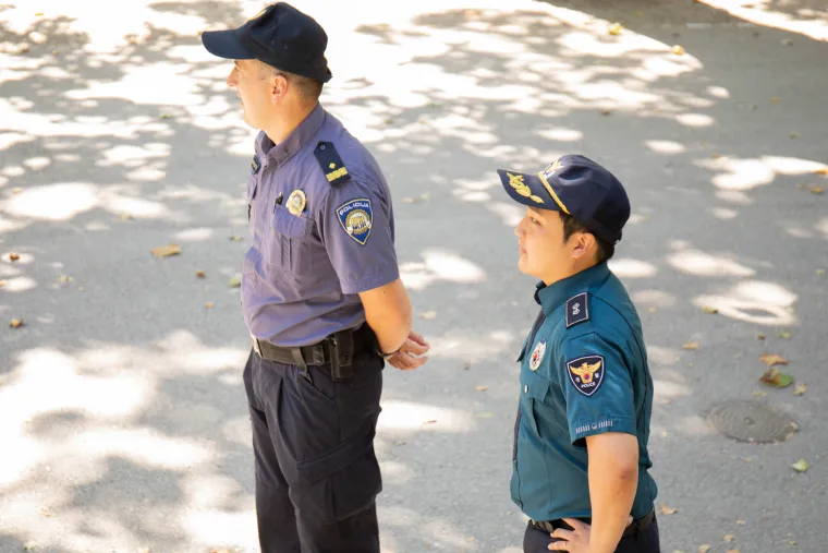 Pogledajte kako izgleda dan s korejskim policajcima u Zagrebu: Vole trenirati te popiti hrvatsko vino i pivo