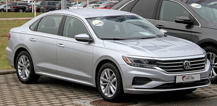 Nisu samo Kinezi imali svoju verziju Passata nego i Amerikanci. Točnije, ova verzija se pojavila 2011., a poznat je kao Passat NMS (New Midsize Sedan ) koji je napravljen za Sjevernu Ameriku, ali se prodavao i u Južnoj Koreji, Bliskom istoku te Kini. Ovaj model je niži u usporedbi s europskim Passatom kako bi se probio na glavno tržište limuzina srednje veličine i tako ponudio nižu cijenu. Godine 2019. objavljen je novi Passta NMS dizajniran samo za Sjevernu Ameriku kao model za 2020. godinu. Drugu generaciju i dalje pokreće 2,0-litreni TSI I4 benzinski motor sa 174 konjske snage i automatski mjenjač sa šest stupnjeva prijenosa iz prve generacije. Nakon modela 2022. godine, Volkswagen je ukinuo Passat u Sjevernoj Americi zbog spore prodaje