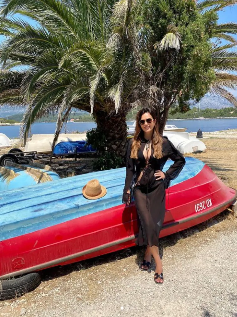 Severina ljeto provodi na otočiću Vrniku u blizini Korčule.