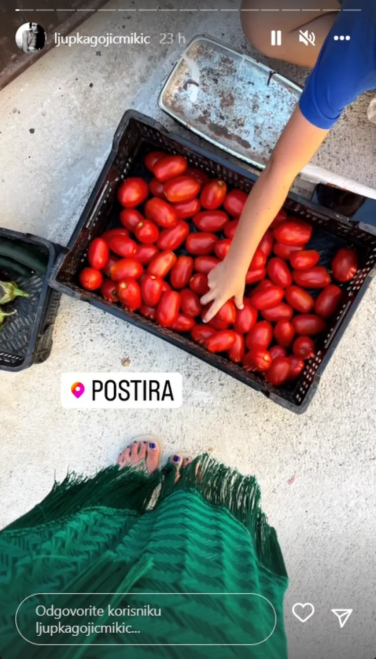 Ljupka Gojić Mikić s kćerima je u Postiri na Braču.