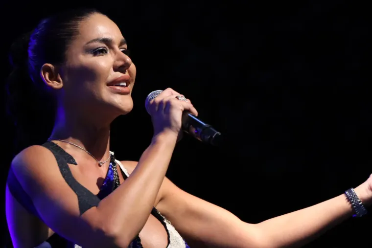 Popularna folkerica u kombinaciji toliko riskantnoj da je svašta moglo poći po zlu: U jednom trenu skoro i jest
