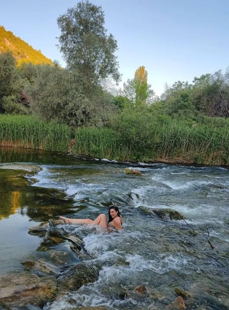 Maja Bajamić se skinula u bikini i okrenula leđa fotiću: Koja Kim, koja J.Lo, o ovoj guzi će se još dugo pričati!