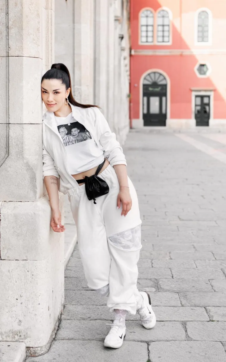 Maja Bajamić se skinula u bikini i okrenula leđa fotiću: Koja Kim, koja J.Lo, o ovoj guzi će se jo&scaron; dugo pričati!