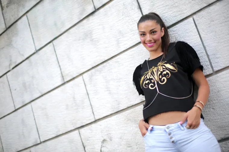 Maja Bajamić se skinula u bikini i okrenula leđa fotiću: Koja Kim, koja J.Lo, o ovoj guzi će se jo&scaron; dugo pričati!