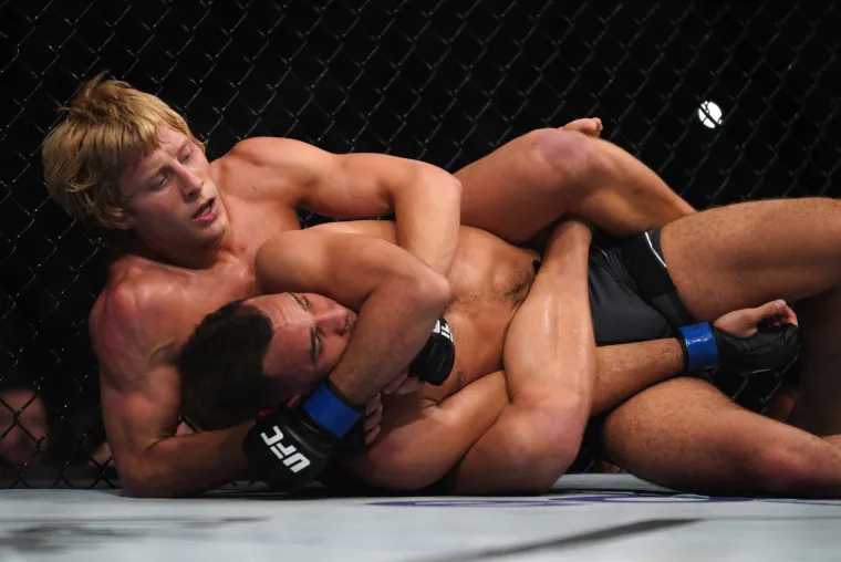 U spektakularnoj večeri UFC-a vidjeli smo sve: Paddy slavio, twerkao pa poslao krasnu poruku, borba večeri završila šokantno