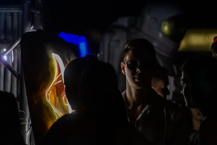 Ove ljepotice sa Zrća totalno su hot: Pogledajte sve tajne koje krije jedna vrela noć na partiju