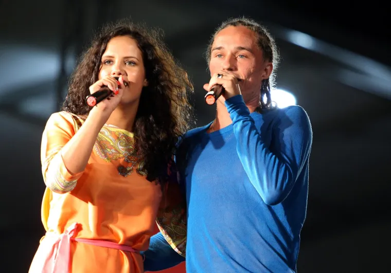 Matea se prije novinarske karijere okušala kao pjevačica pa je tako zapjevala na pozornici emisije The Voice. Tamo nije uspjela proći dalje od prve emisije, iako je dobila pohvale od Tonyja Cetinskog.