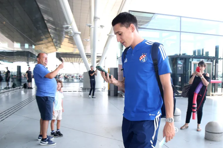 Dinamo otputovao u Skopje na uzvrat: Ozbiljna lica i puni fokus na prolaz u idući krug