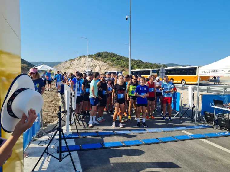 Počelo je! Pelje&scaron;kim mostom prvi pro&scaron;li branitelji iz Vukovara, fe&scaron;ta će trajati cijeli dan