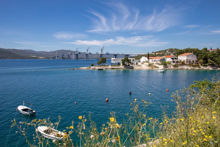 Lopata po lopata... Pogledajte kako je tekla gradnja velebnog mosta koji je spojio Hrvatsku