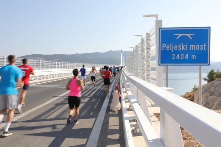 Održana prva utrka preko Pelješkog mosta, pobjednica otkrila kako je bilo: 'Ponosna sam!'