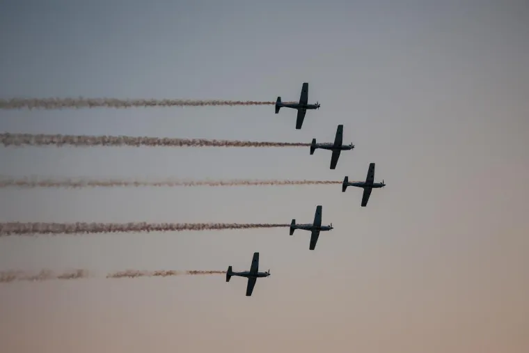 Spektakl iznad Pelje&scaron;kog mosta, ali i na njemu: Otvorenje 'pozdravila' Krila Oluje i Rimčeva Nevera