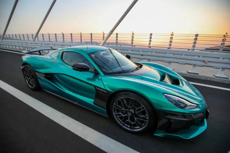 Spektakl iznad Pelje&scaron;kog mosta, ali i na njemu: Otvorenje 'pozdravila' Krila Oluje i Rimčeva Nevera