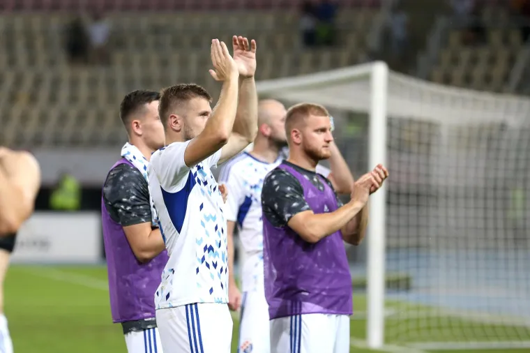 Pogledajte slavlje Dinamovih igrača u Skopju nakon pobjede u tvrdom okr&scaron;aju protiv &Scaron;kupija