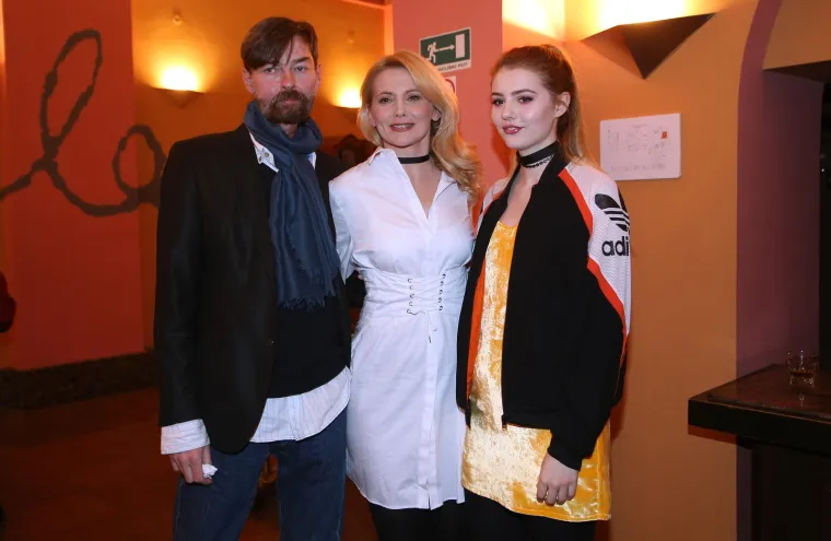 Lukas Nola, Barbara Nola i Mara Nola