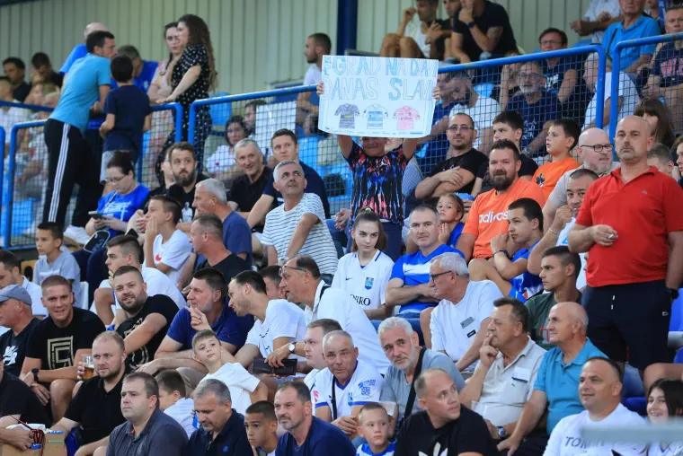 Pogledajte kakvu je krasnu koreografiju digla Kohorta utakmici na Gradskom vrtu