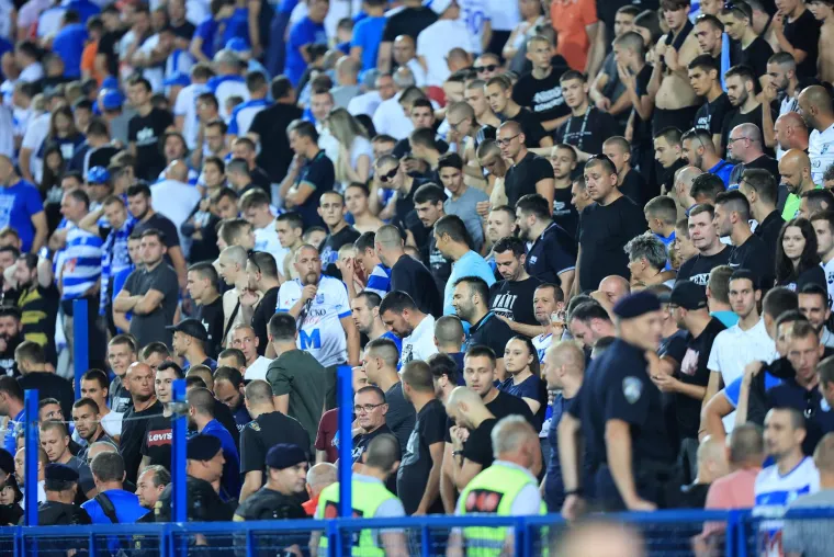 Europski debakl Osijeka: Nevjerica i očaj na Gradskom vrtu, ovako je to izgledalo nakon poraza