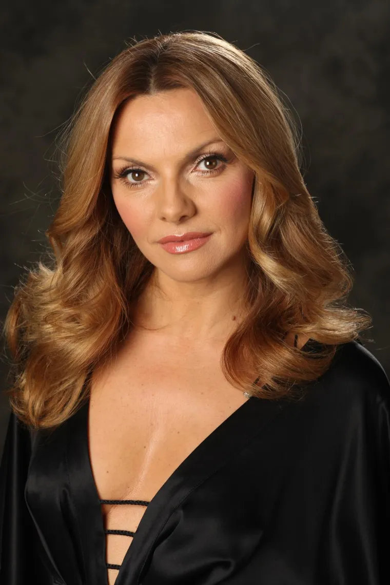 Vlatka Pokos provodi se na Hvaru, a more joj itekako godi: &Scaron;minku je odbacila, ali ne i zavodljive krpice