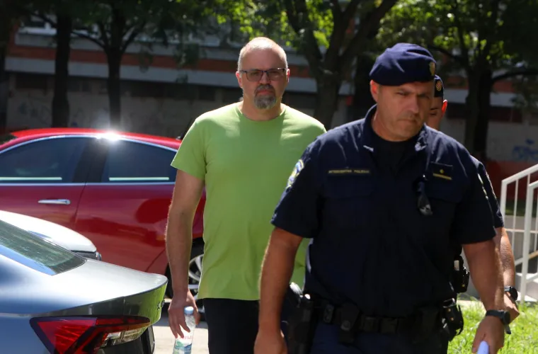 Šemper ide iza rešetaka, određen mu istražni zatvor