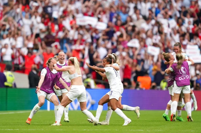 One su totalno drugačije od drugih: 'Just Can't Get Enough'