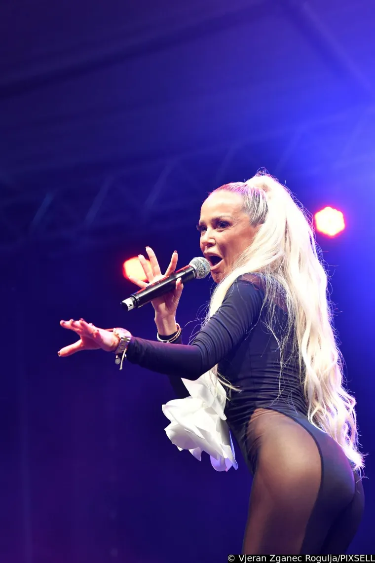 Maja Šuput u prozirnim tajicama 'zapalila' Čakovec: Za ovo je trebalo puno hrabrosti i vjerojatno nula donjeg rublja