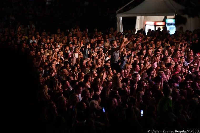 Maja Šuput u prozirnim tajicama 'zapalila' Čakovec: Za ovo je trebalo puno hrabrosti i vjerojatno nula donjeg rublja