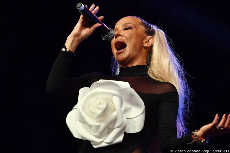 Maja Šuput u prozirnim tajicama 'zapalila' Čakovec: Za ovo je trebalo puno hrabrosti i vjerojatno nula donjeg rublja