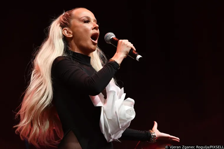 Maja Šuput u prozirnim tajicama 'zapalila' Čakovec: Za ovo je trebalo puno hrabrosti i vjerojatno nula donjeg rublja