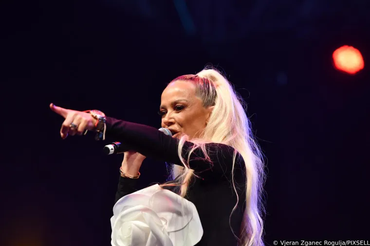 Maja &Scaron;uput u prozirnim tajicama 'zapalila' Čakovec: Za ovo je trebalo puno hrabrosti i vjerojatno nula donjeg rublja