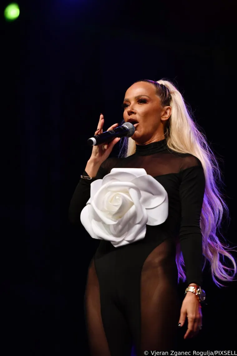 Maja &Scaron;uput u prozirnim tajicama 'zapalila' Čakovec: Za ovo je trebalo puno hrabrosti i vjerojatno nula donjeg rublja