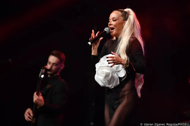 Maja &Scaron;uput u prozirnim tajicama 'zapalila' Čakovec: Za ovo je trebalo puno hrabrosti i vjerojatno nula donjeg rublja