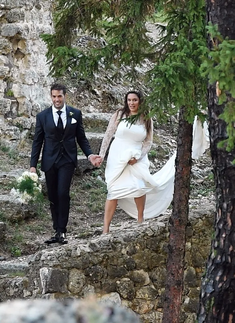Zakleli su se na vječnu ljubav romantičnoj Italiji: Kelly Brook rekla je "da" svom dugogodišnjem dečku