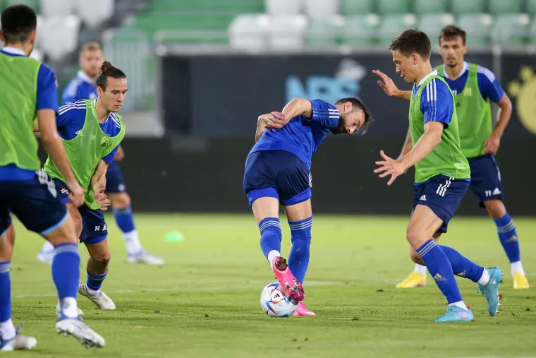 Nogometaši Dinama trenirali u Bugarskoj, vježbao je i jedan od najvažnijih igrača čiji je nastup protiv Ludogoreca bio upitan