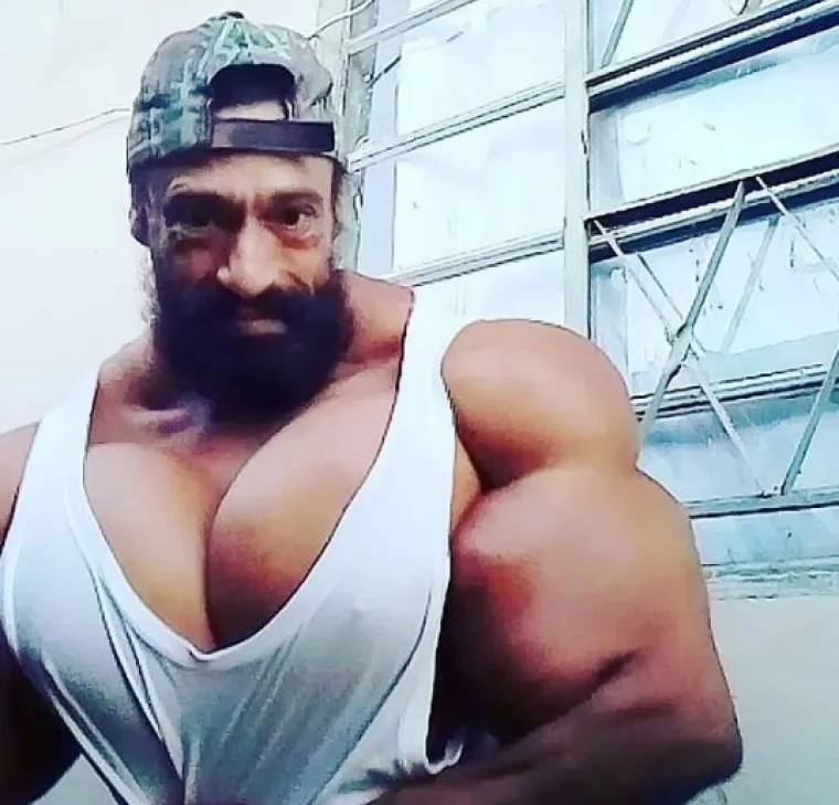 'Brazilski Hulk' iznenada umro na rođendan nakon &scaron;to je ubrizgao sintol u mi&scaron;iće: Bio je totalno deformiran, prozvali ga čudovi&scaron;tem